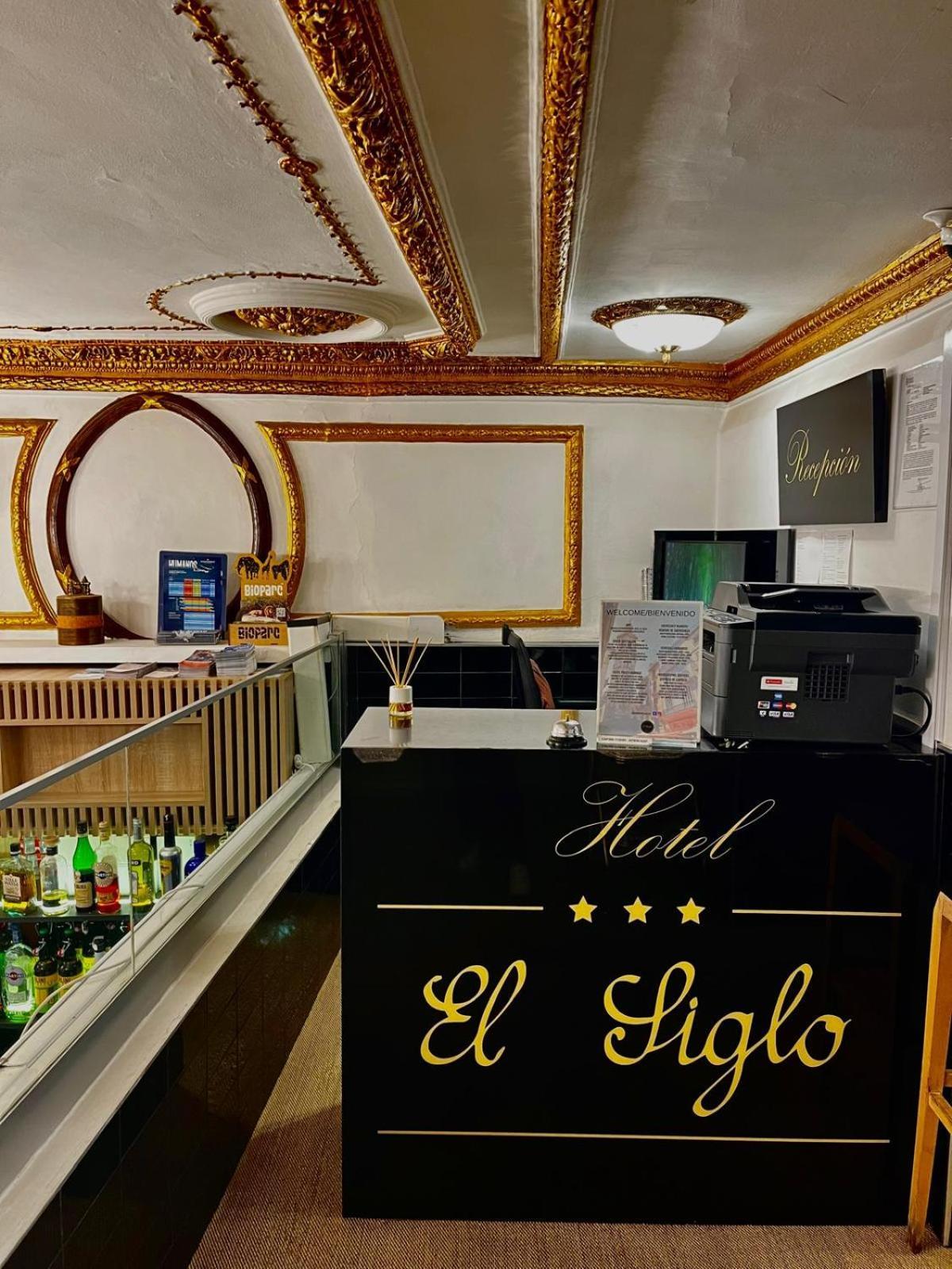 Hotel El Siglo Валенсія Екстер'єр фото